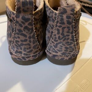 BearPaw Leopard Print Ankle Booties